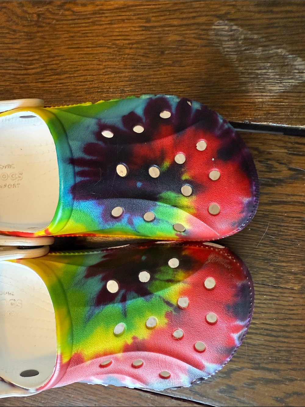 CROCS Kids Tie-Dye Classic Clog in White with Rainbow Swirl - Picture 3 of 4